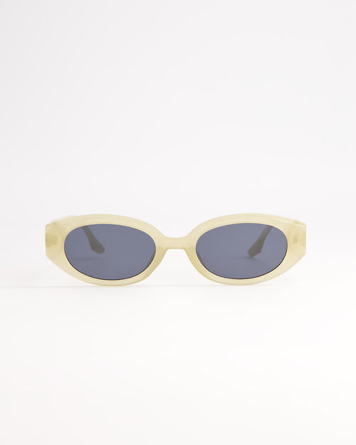 Lentes de Sol Mila Hover