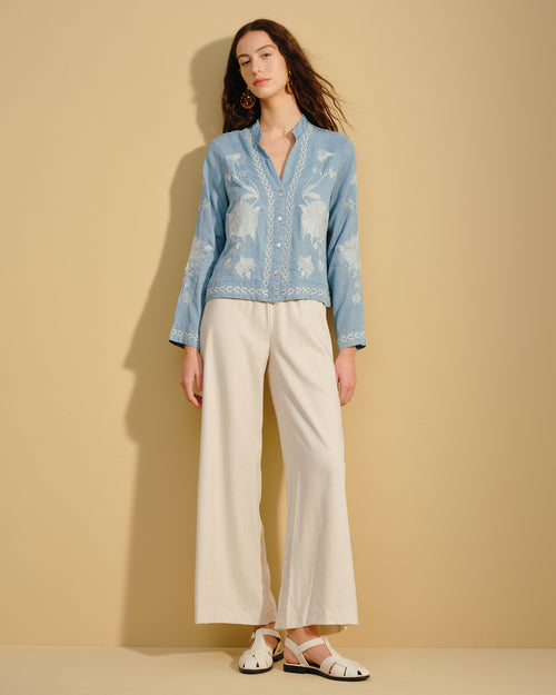 Blusa con bordados Gaia Hover