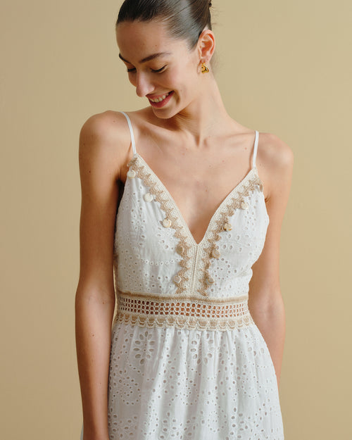 Maxi vestido largo de tela bordada Lia Hover