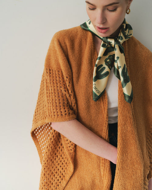 Cárdigan tejido suave Daira Hover