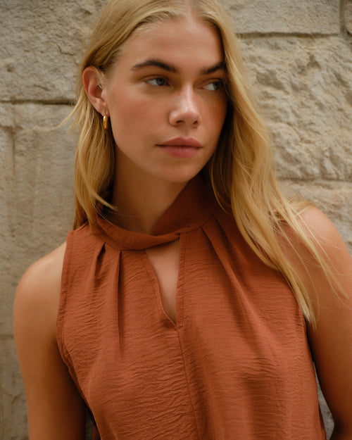 Blusa halter Somel Hover