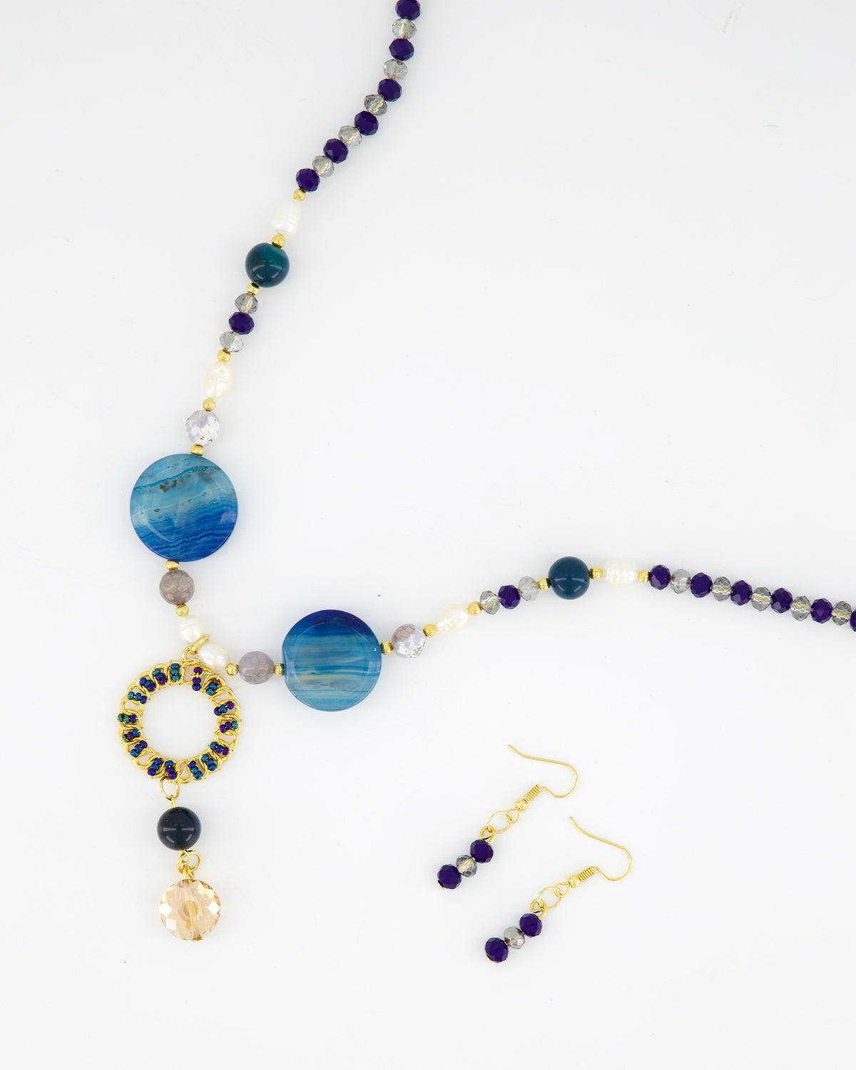 Collar con piedras naturales CL011