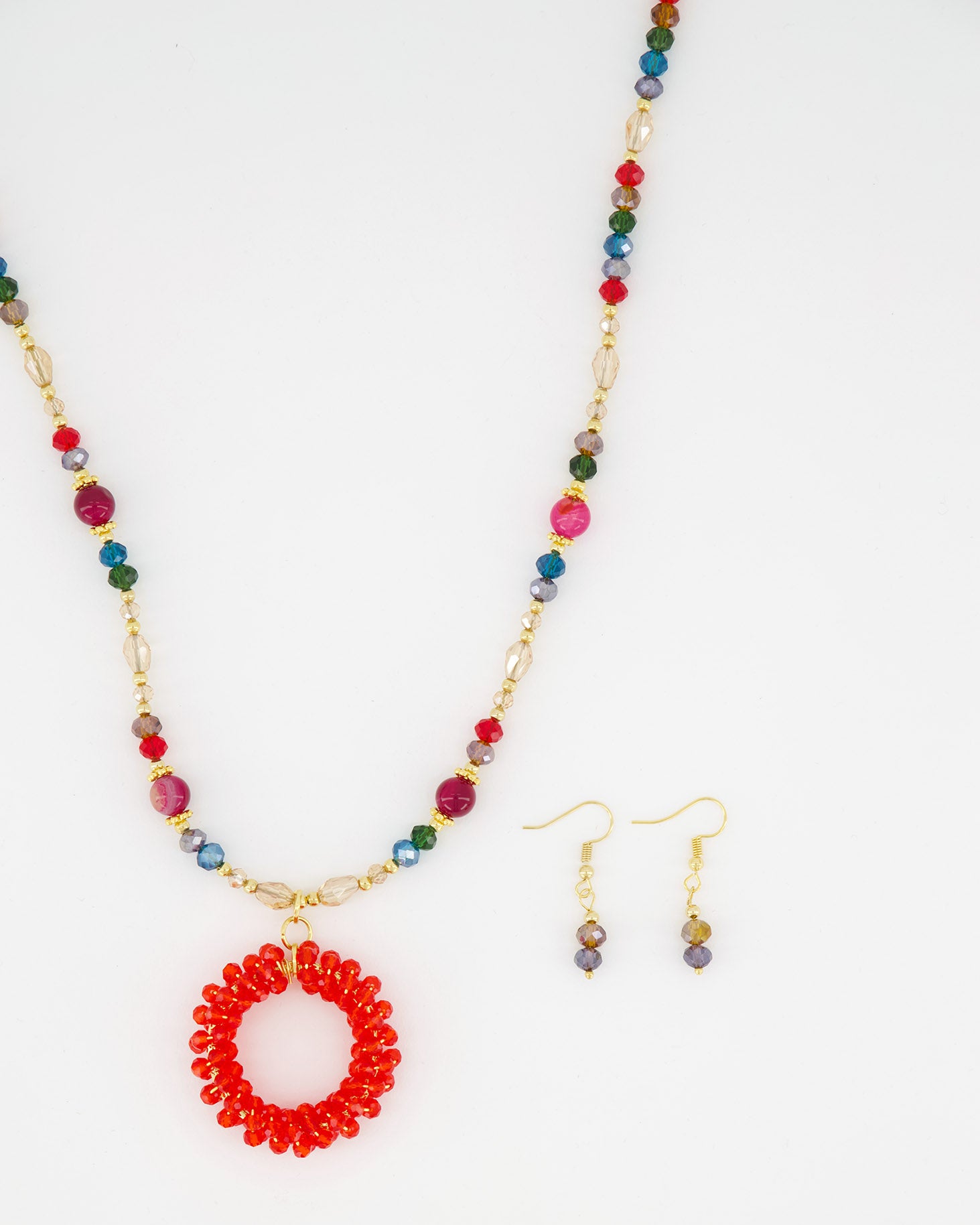 Collar con piedras naturales CB029