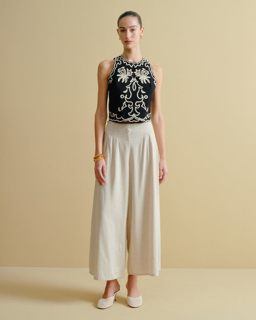 Blusa bordada en contraste Nidia Hover