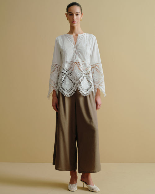 Blusa con tela bordada Anette