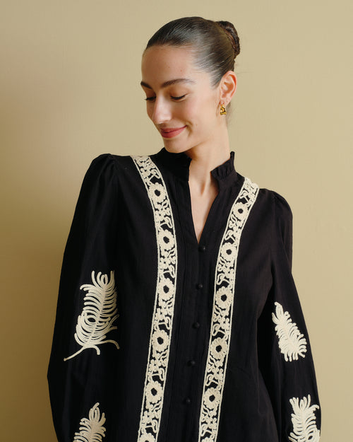 Blusa manga larga con aplicación Kenza Hover