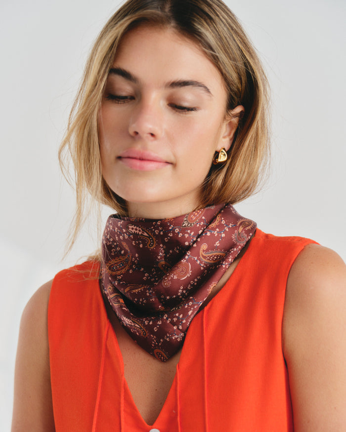Pañoleta estampada 70701