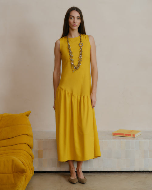 Vestido de lino corte asimetrico Alberta Hover