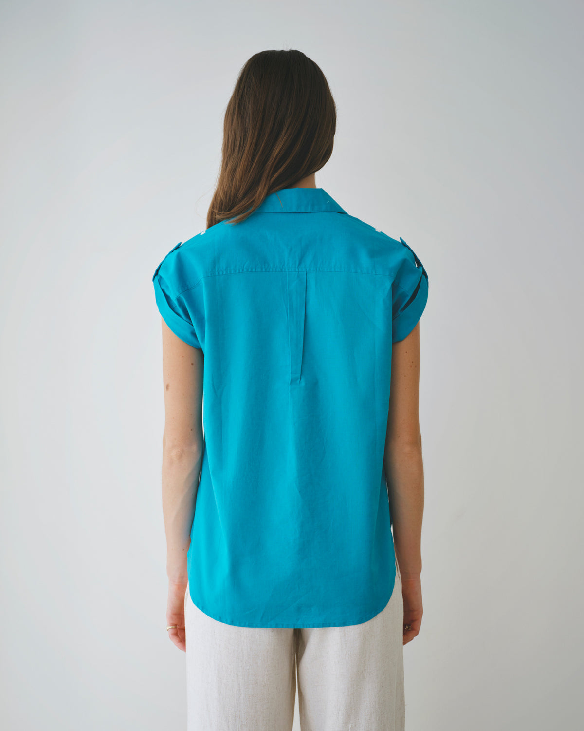 Blusa camisera con lino Galeana