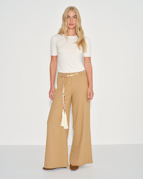 Pantalon con lino Beka
