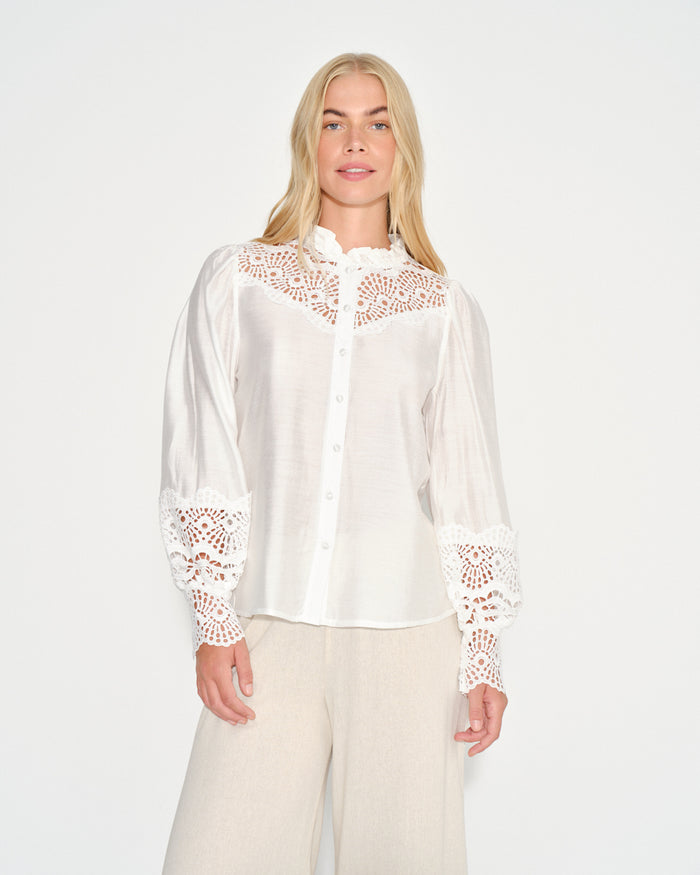 Blusa con tela bordada Manon