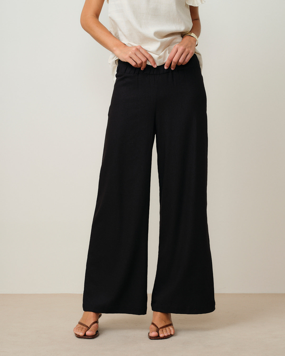 Pantalon con lino corte recto Sahara