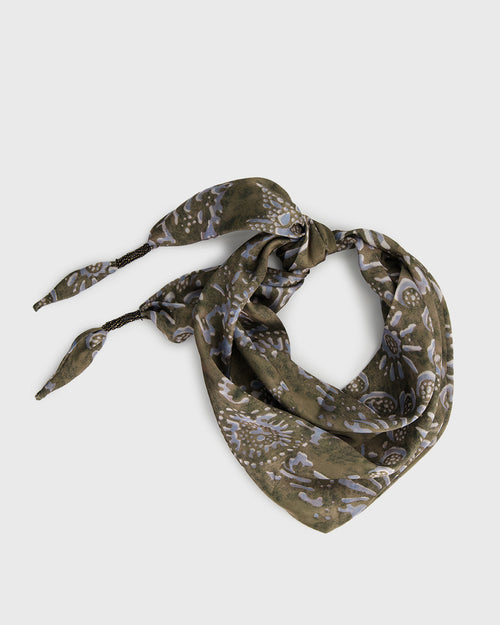 Pañoleta estampada 70706