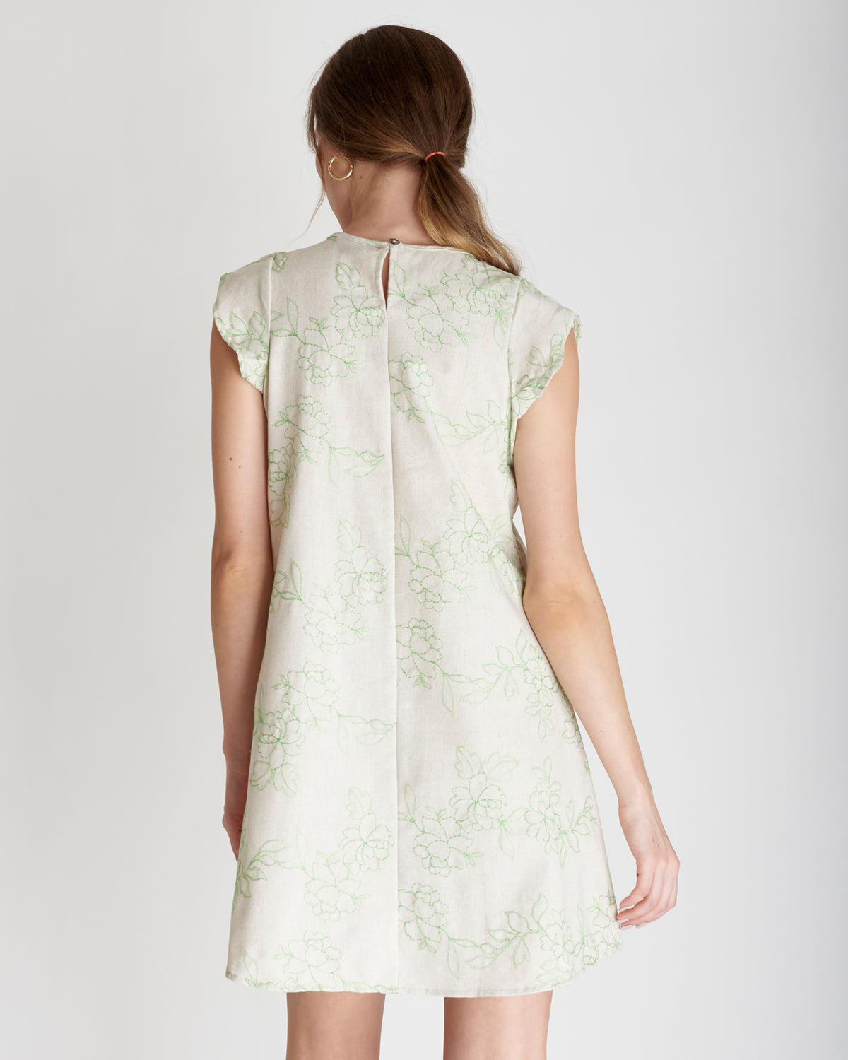Vestido corto con lino bordado Narcisa